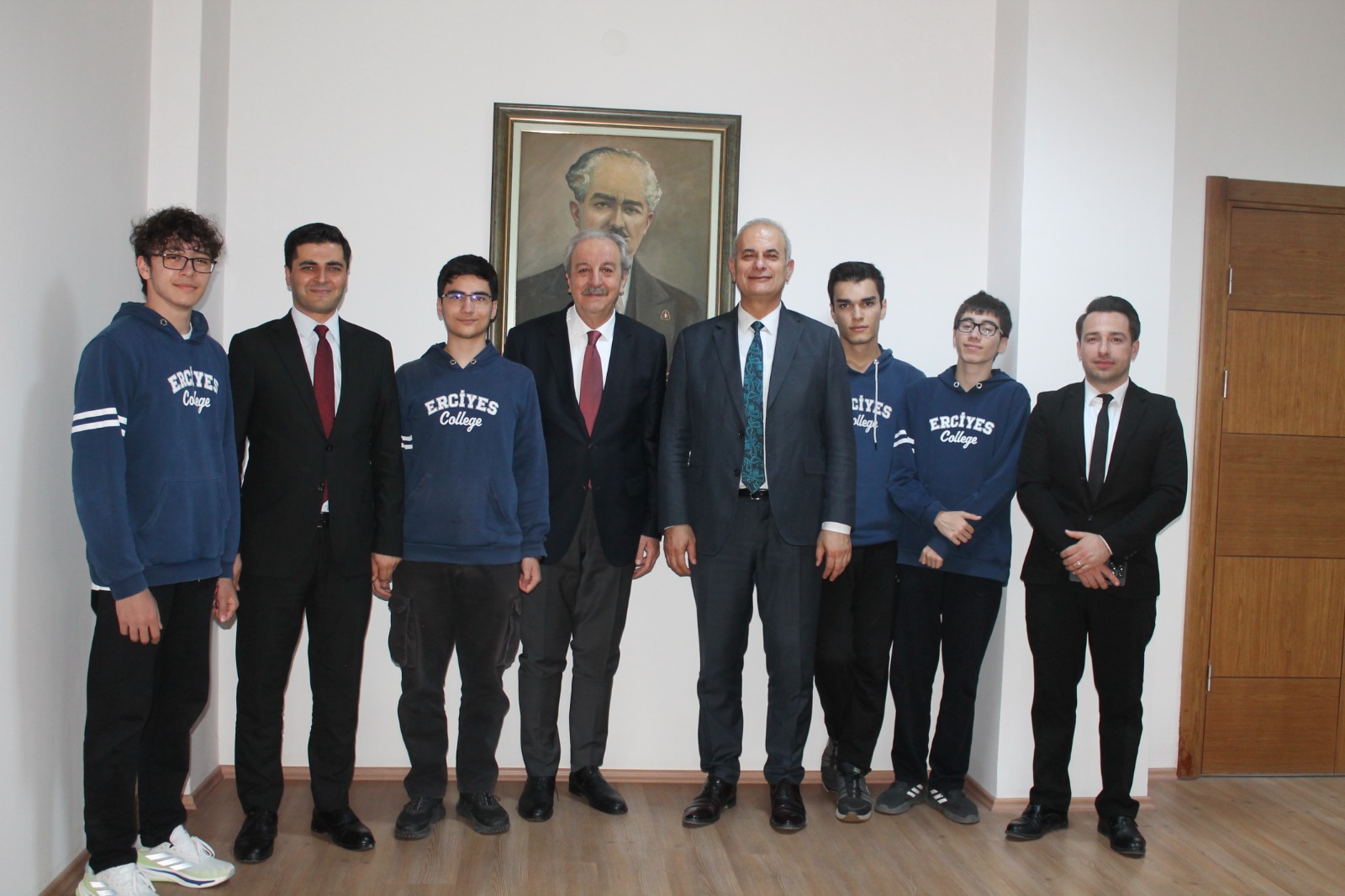Rektörümüz ÖZSOYLU Geleceğin Mühendislerini Ağırladı.