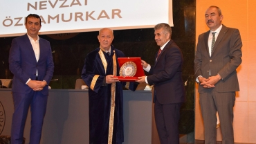 Üniversitemiz Mütevelli Heyet Başkanı Mustafa Nevzat Özhamurkar “Yılın Ahisi” Seçildi