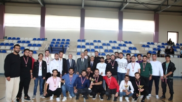 Cumhuriyet Futbol Turnuvası Kupa Töreni Yapıldı